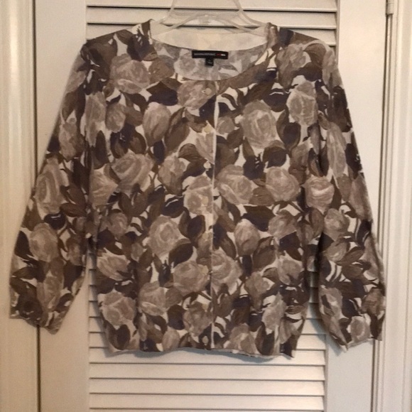 Banana Republic Sweater Size L Tan Cream Floral Button front Like new spring - Picture 1 of 9
